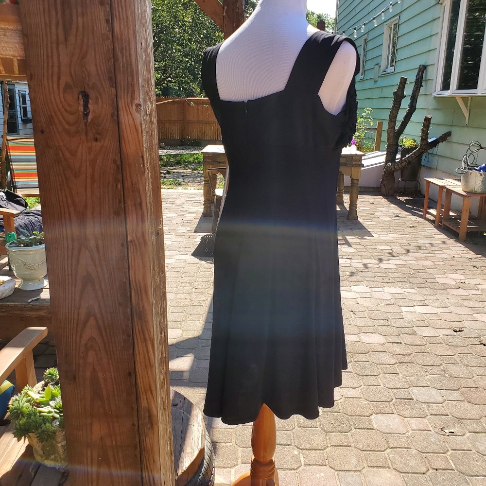 LBD - Picture 3 of 6